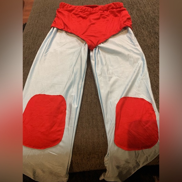 Luchador Men's Costume with Mask, Cape, and Boot Covers - Wrestler's Outfit - Picture 4 of 10